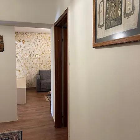 Hidden Gem Blloku Apartment Tirana